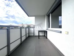 Pronájem bytu 3+1, Praha - Hlubočepy, Voskovcova, 75 m2