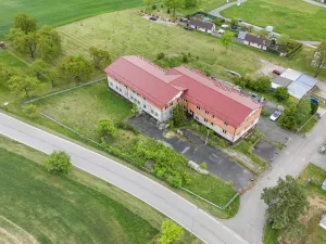 Prodej činžovního domu, Staré Hobzí, 1650 m2