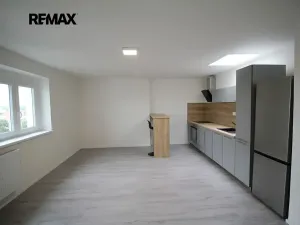 Pronájem bytu 1+kk, Kolín, Krčínova, 34 m2