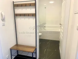 Pronájem bytu 1+kk, Jáchymov, třída Dukelských hrdinů, 32 m2
