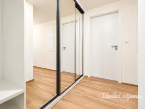 Prodej bytu 2+kk, Praha - Hloubětín, Poděbradská, 53 m2