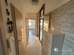 Pronájem bytu 2+kk, Praha - Hlubočepy, Devonská, 49 m2