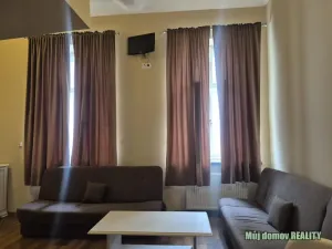 Pronájem činžovního domu, Praha - Karlín, Křižíkova, 650 m2