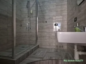 Pronájem činžovního domu, Praha - Karlín, Křižíkova, 650 m2