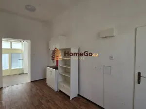Pronájem obchodního prostoru, Praha - Vršovice, Žitomírská, 32 m2