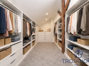 Pronájem rodinného domu, Benešov, Nezvalova, 250 m2