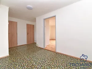 Pronájem rodinného domu, Benešov, Nezvalova, 250 m2
