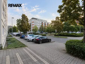 Prodej bytu 1+kk, Praha - Strašnice, Názovská, 35 m2