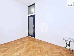 Pronájem bytu 5+kk, Praha - Dejvice, Kafkova, 105 m2