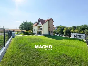 Pronájem rodinného domu, Kosoř, Školská, 380 m2