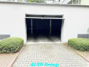Pronájem garážového stání, Praha - Troja, K Haltýři, 14 m2