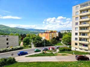 Pronájem bytu 1+kk, Ústí nad Labem - Krásné Březno, Obvodová, 32 m2