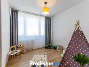 Pronájem bytu 4+kk, Praha - Střížkov, Teplická, 73 m2