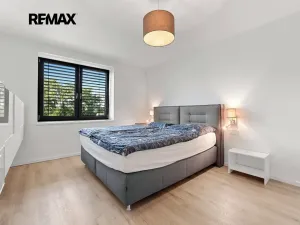 Pronájem bytu 5+kk, Říčany, Táborská, 199 m2