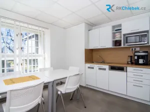 Pronájem obchodního prostoru, Frýdek-Místek - Frýdek, tř. T. G. Masaryka, 365 m2