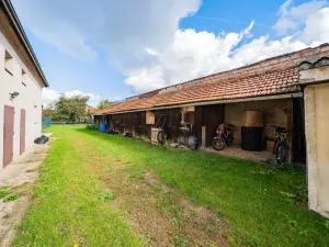 Prodej činžovního domu, Chlumec nad Cidlinou - Chlumec nad Cidlinou I, Klicperovo náměstí, 700 m2