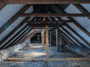 Prodej činžovního domu, Chlumec nad Cidlinou - Chlumec nad Cidlinou I, Klicperovo náměstí, 700 m2