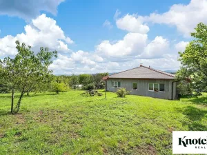 Prodej rodinného domu, Hoštice, 168 m2