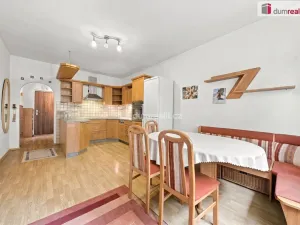 Prodej bytu 2+1, Karlovy Vary - Drahovice, Anglická, 59 m2