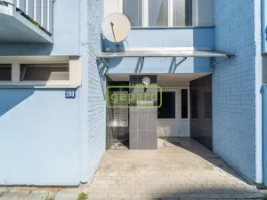Prodej bytu 3+1, Strakonice - Přední Ptákovice, Povážská, 64 m2
