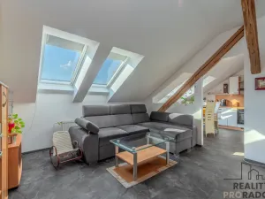 Prodej bytu 2+kk, Ivančice, Tovární, 53 m2