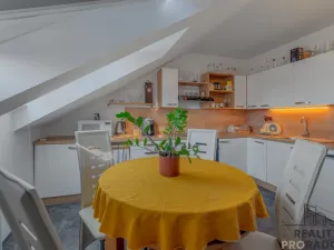 Prodej bytu 2+kk, Ivančice, Tovární, 53 m2