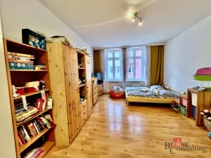 Pronájem bytu 2+1, Opava - Město, Kolářská, 62 m2