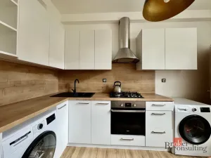 Pronájem bytu 2+1, Opava - Město, Kolářská, 62 m2