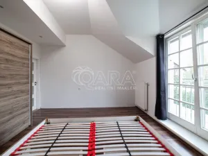 Prodej bytu 5+kk, Holubice, Za Dvorem, 117 m2