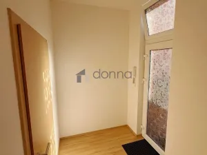 Pronájem bytu 2+kk, Praha, U Kamýku, 55 m2