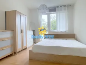 Pronájem bytu 3+kk, Praha - Michle, Pod Stárkou, 94 m2