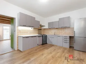 Pronájem bytu 2+1, Opava - Předměstí, Olomoucká, 73 m2