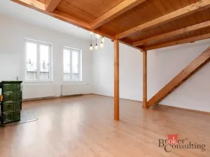 Pronájem bytu 2+1, Opava - Předměstí, Olomoucká, 73 m2