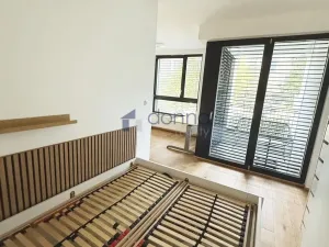 Pronájem bytu 1+kk, Praha, Vladimíra Kobranova, 39 m2