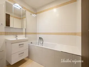 Pronájem bytu 2+kk, Praha - Letňany, Štanderova, 60 m2