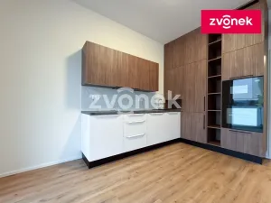 Pronájem bytu 2+kk, Brno, Komárovská, 55 m2