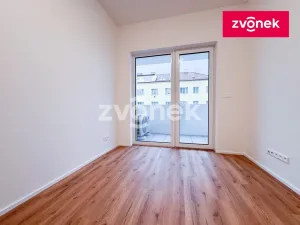 Pronájem bytu 2+kk, Brno, Komárovská, 55 m2