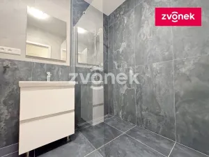 Pronájem bytu 2+kk, Brno, Komárovská, 55 m2