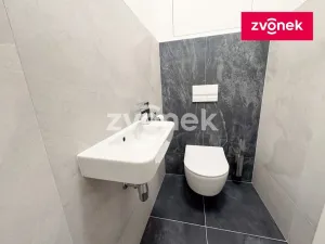 Pronájem bytu 2+kk, Brno, Komárovská, 55 m2
