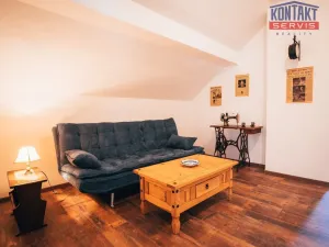 Pronájem chalupy, Mojné - Černice, 1065 m2