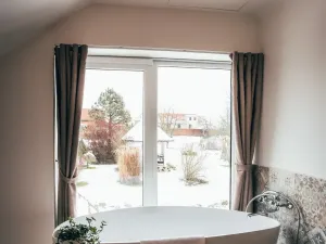 Pronájem chalupy, Mojné - Černice, 1065 m2
