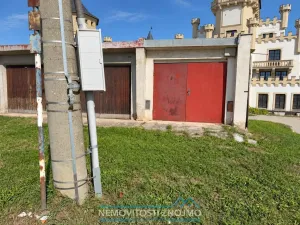 Pronájem garáže, Znojmo, Suchohrdelská, 21 m2