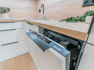 Pronájem bytu 2+kk, Praha - Řeporyje, Haenkeho, 47 m2