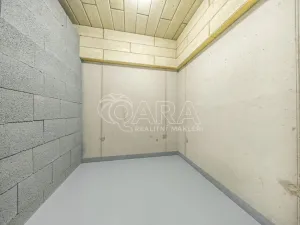Pronájem bytu 2+kk, Praha - Řeporyje, Haenkeho, 47 m2
