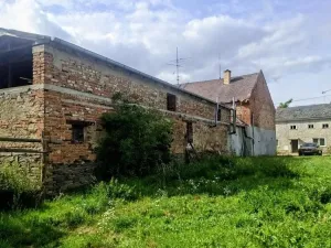 Prodej zemědělského objektu, Loučany, 250 m2