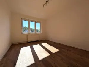 Pronájem bytu 3+1, Jarpice, 85 m2