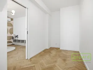 Prodej bytu 2+1, Praha, Čestmírova, 97 m2
