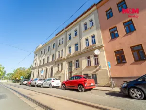 Pronájem obchodního prostoru, Plzeň - Východní Předměstí, Radyňská, 109 m2