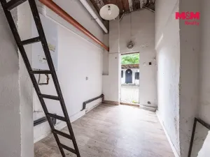 Pronájem restaurace, Praha - Letňany, Beranových, 161 m2