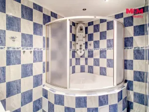 Prodej bytu 2+1, Chomutov, Holešická, 62 m2